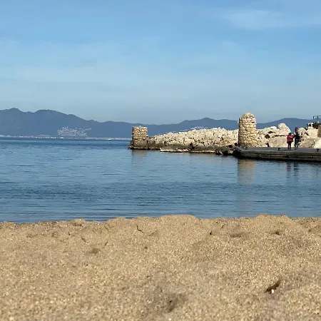 Portbell Anxova * L' Escala